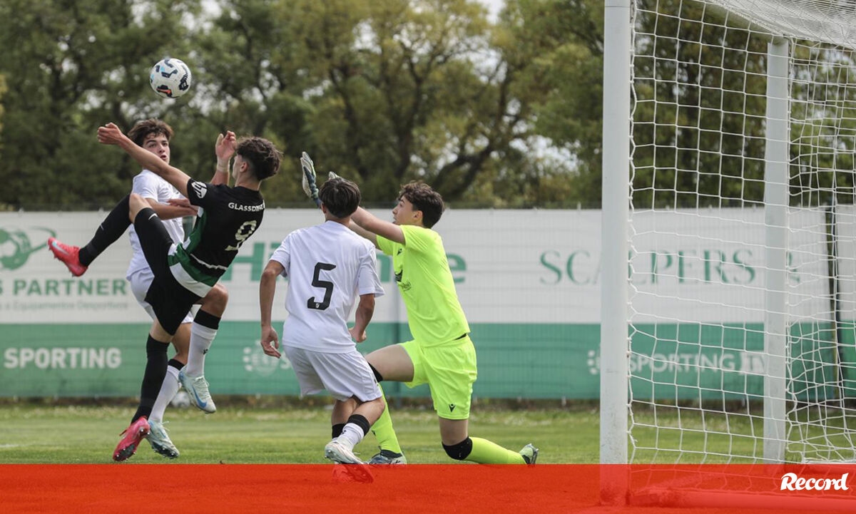 <![CDATA[ Sporting goleia V. Guimarães em Alcochete ]]>
