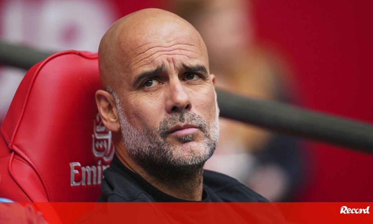 <![CDATA[ Mão pesada: Premier League multa Manchester City em 1,3 milhões de euros ]]>