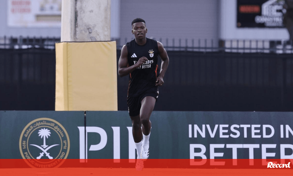 <![CDATA[ Florentino sem medo do Chelsea: «O que fazemos dentro de campo está acima de favoritismos» ]]>
