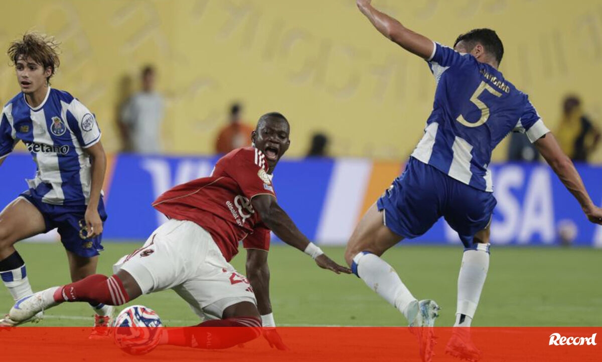 <![CDATA[ Marcano: «Foram as transições, não conseguimos parar o Al Ahly» ]]>