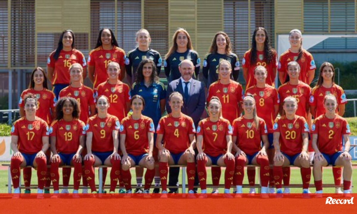 <![CDATA[ Seleção feminina espanhola em alerta máximo: caso de meningite preocupa federação ]]>