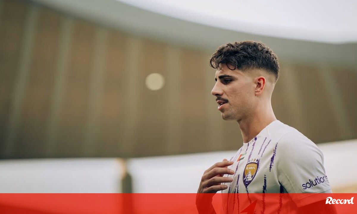 <![CDATA[ Fábio Cardoso não vai ao estágio do FC Porto ]]>