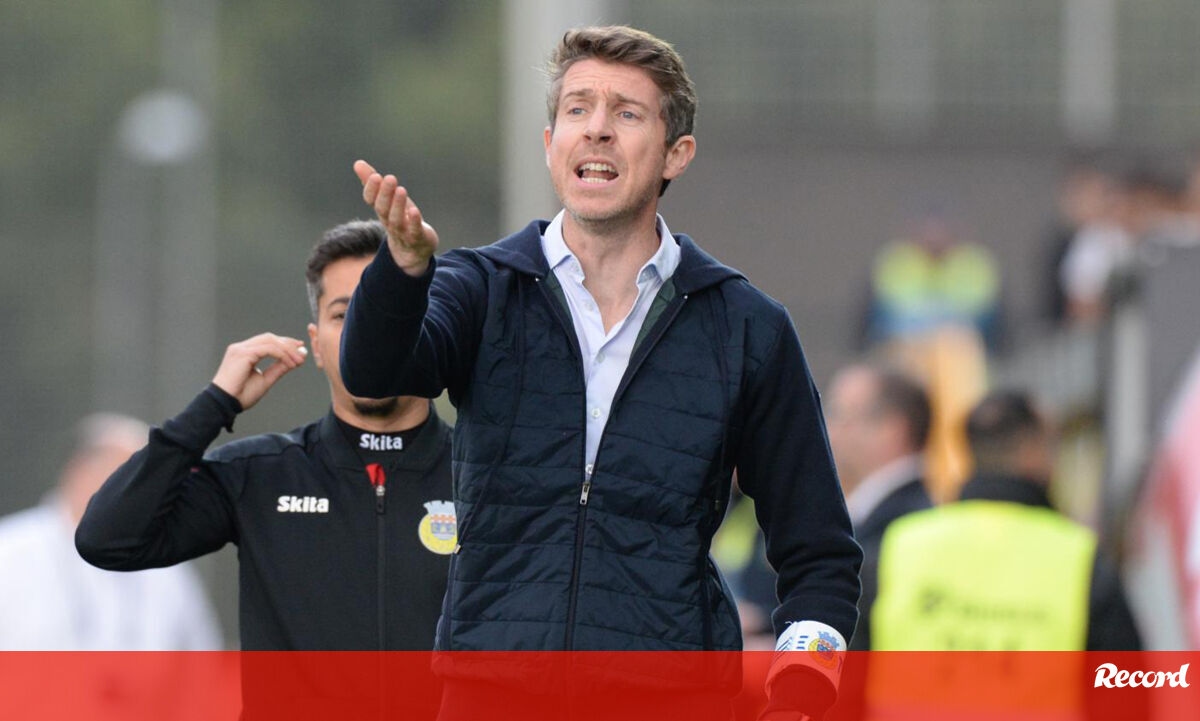 <![CDATA[ Pré-época do Arouca com mudanças: jogos com AVS e Vizela cancelados ]]>