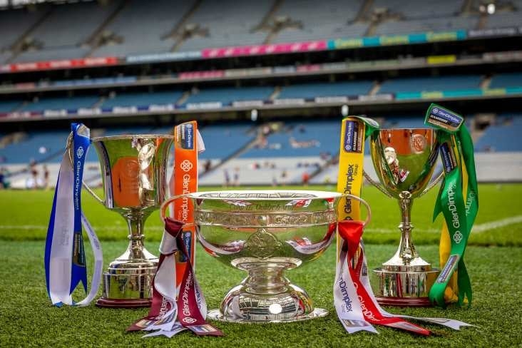 Jogos finais do campeonato All-Ireland de camogie de domingo