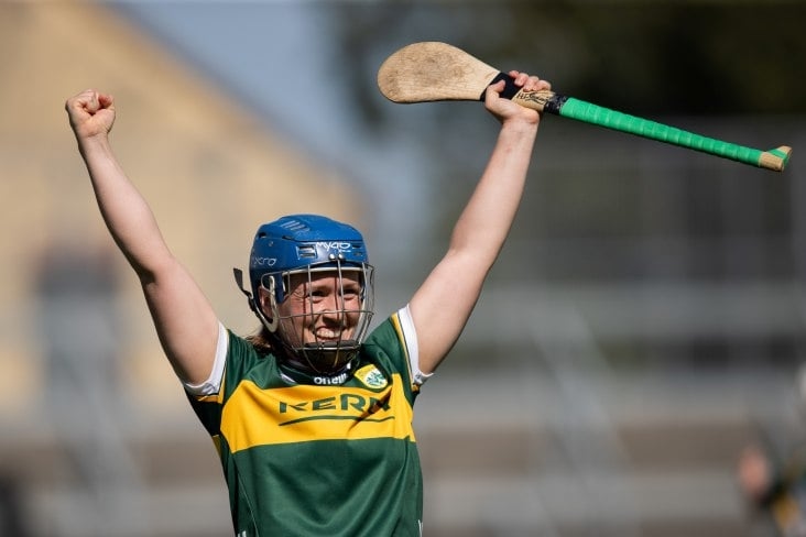 Camogie: Kerry e Offaly marcam data final intermediária