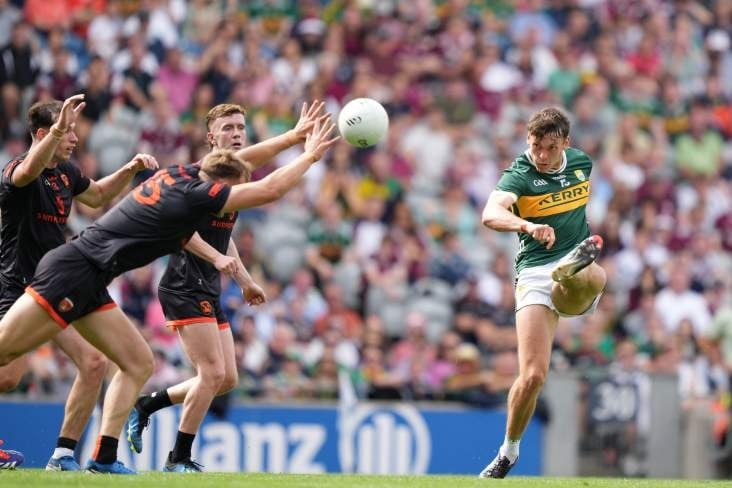 Dominant second-half display sees Kerry dethrone Armagh to move into last four