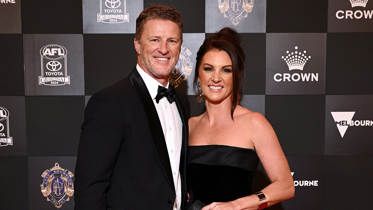 AFL clubs 'are NOT happy' about team's shock move with top coach Damien Hardwick's girlfriend