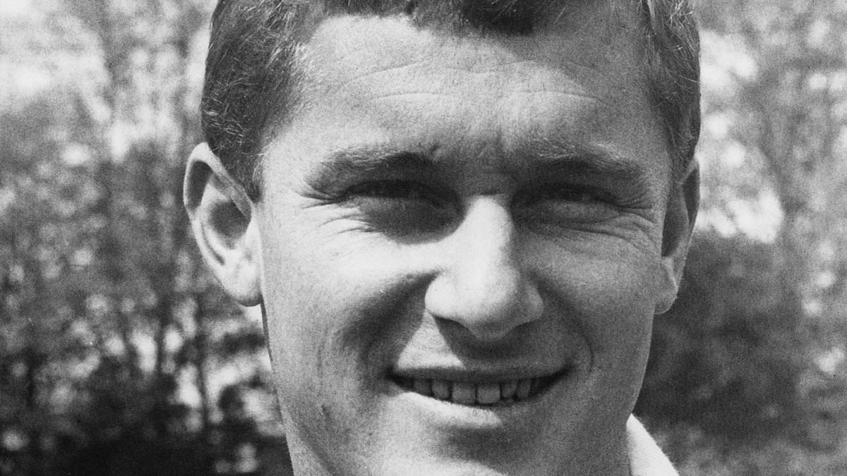 Australijski krykiet pogrążony w żałobie po śmierci legendy Ashes Boba Cowpera w wieku 84 lat