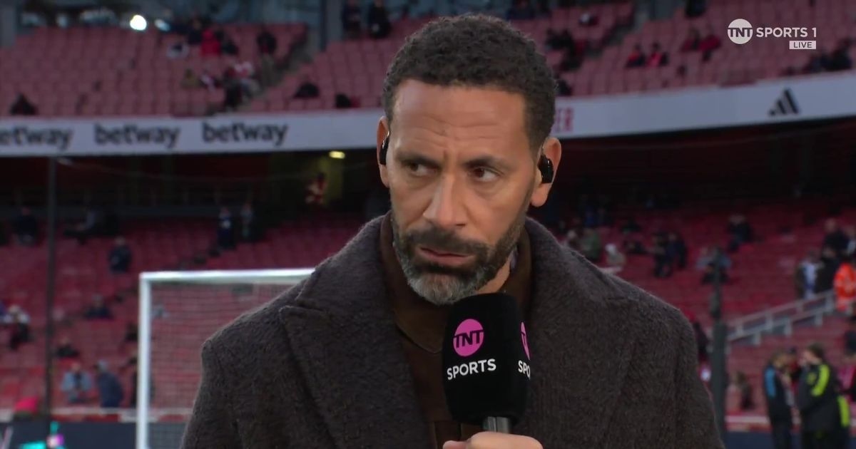 Rio Ferdinand obala teorię Mo Salaha i wymienia dwie ikony lepsze od gwiazdy Liverpoolu