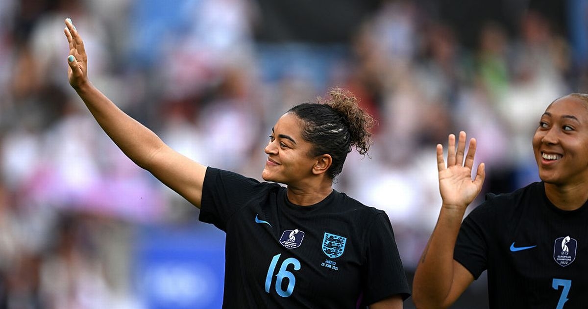 Jess Carter fires England Euros warning despite thumping seven-goal win in farewell game