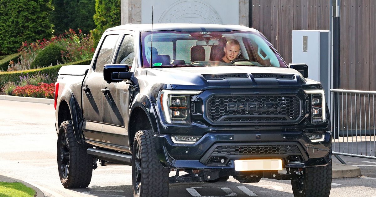 Erling Haaland abandona el entrenamiento del Manchester City en un nuevo monster truck de 200.000 libras para añadirlo a su flota de coches.