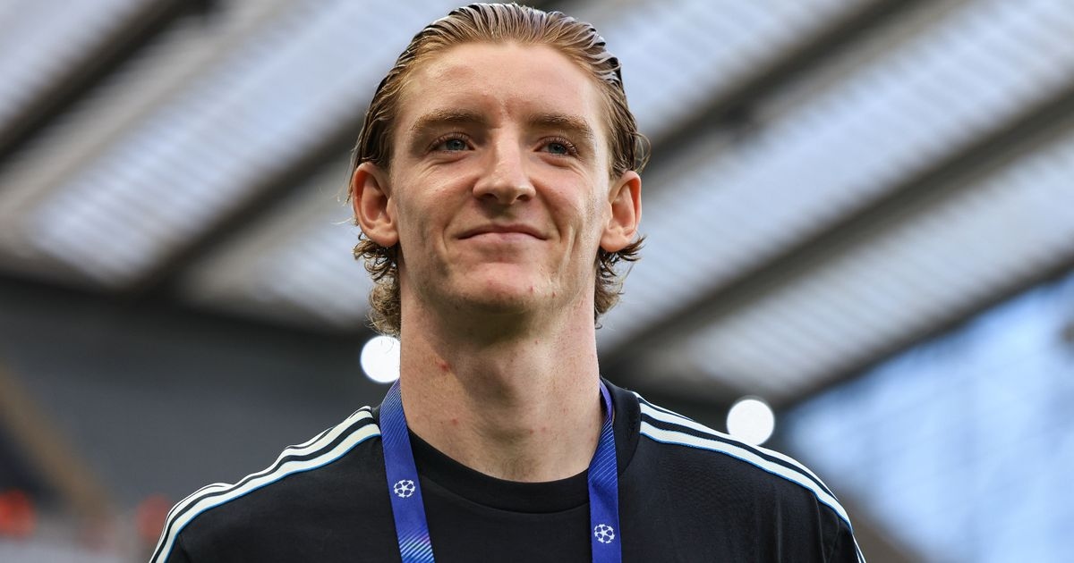 Liverpool and Arsenal given warning as Newcastle star declares "best I've played against"