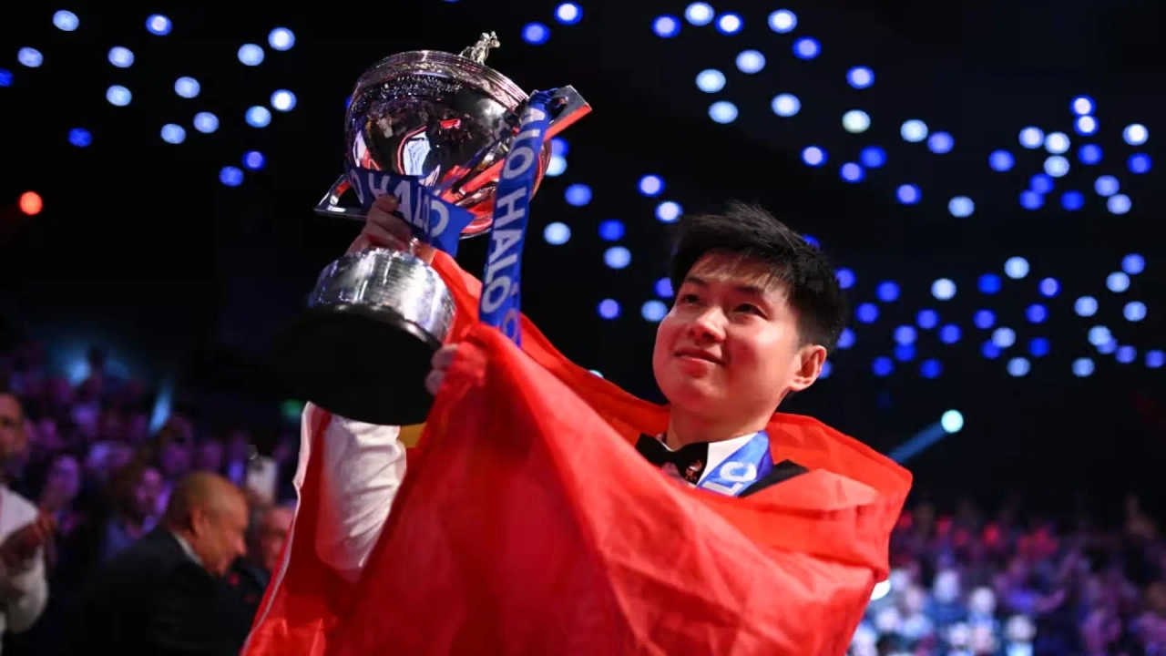 Zhao Xintong, bir bahis planı nedeniyle 20 ay ceza almaktan dünya snooker şampiyonu olmaya