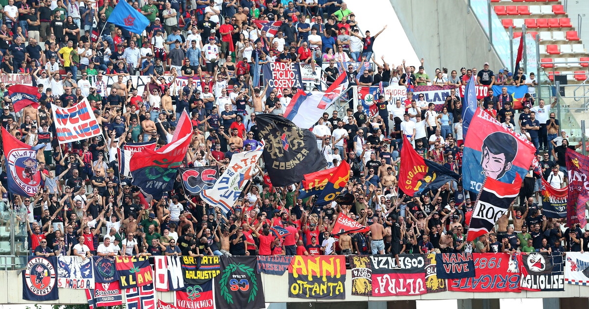 A journey into the world of ultras in 12 stages in Lamberto Ciabatti's book