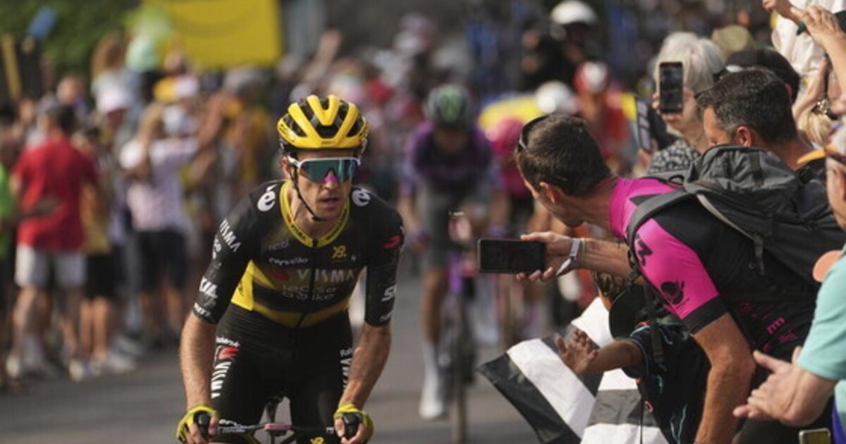 Tour de France 2025 | Simon Yates wint etappe 10, Ben Healy draagt de gele trui