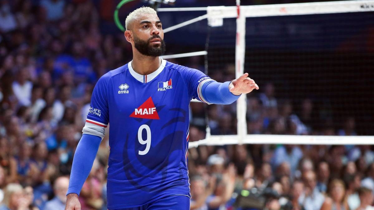 A lenda do vôlei não está se aposentando. Ele sonha com mais uma medalha de ouro olímpica.