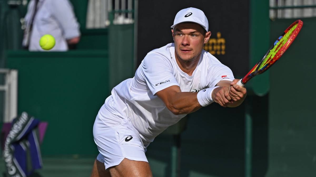 Majchrzak - Chaczanow live. Live-Übertragung und Online-Ergebnis Wimbledon 2025
