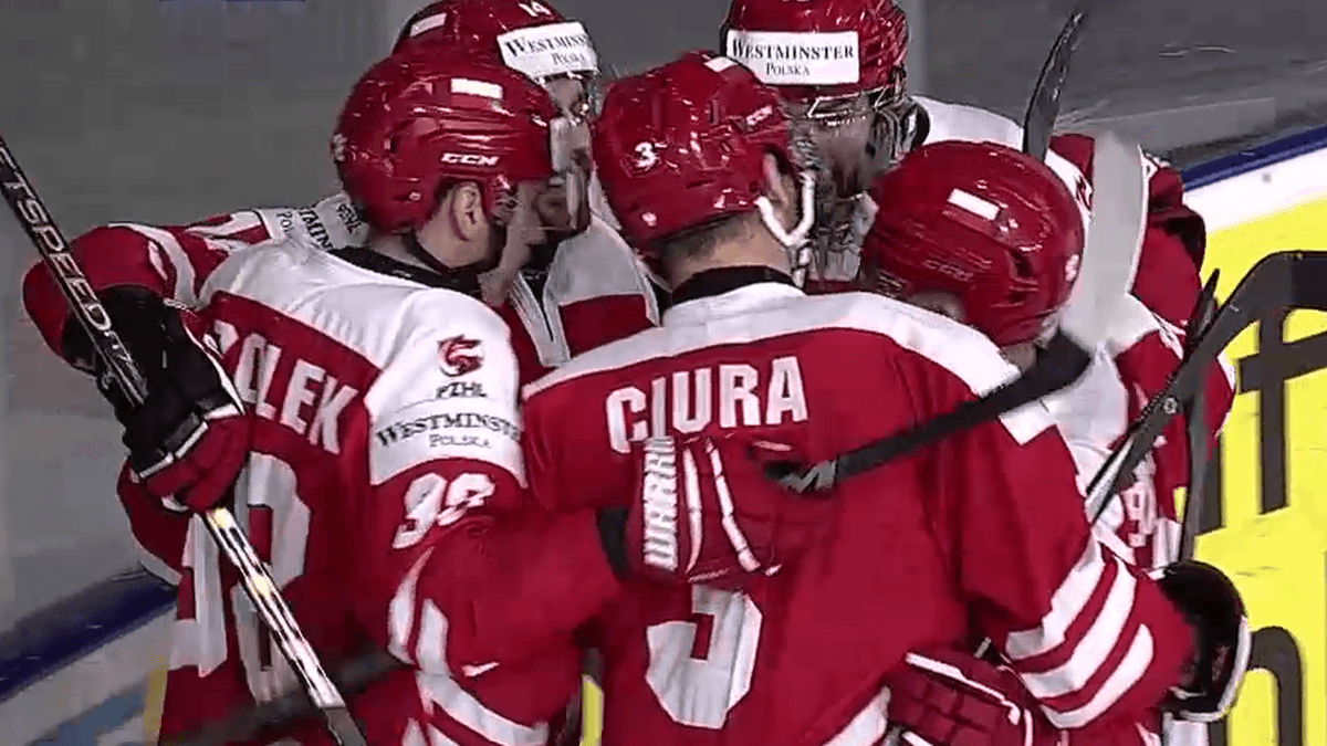 Una situación muy difícil. ¿Qué debe suceder para que los polacos avancen a la élite del hockey?
