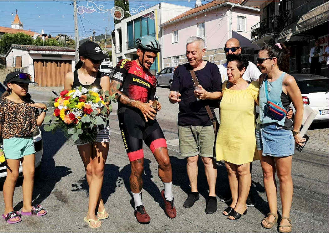 Teddy Monteiro: 1.774 km en bicicleta para llegar al pueblo de sus raíces