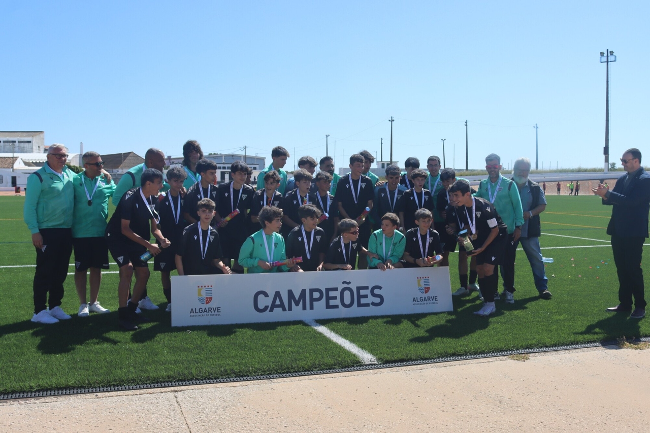 El Club Gimnasio Tavira se corona campeón de la Liga Algarve 2 sub-18