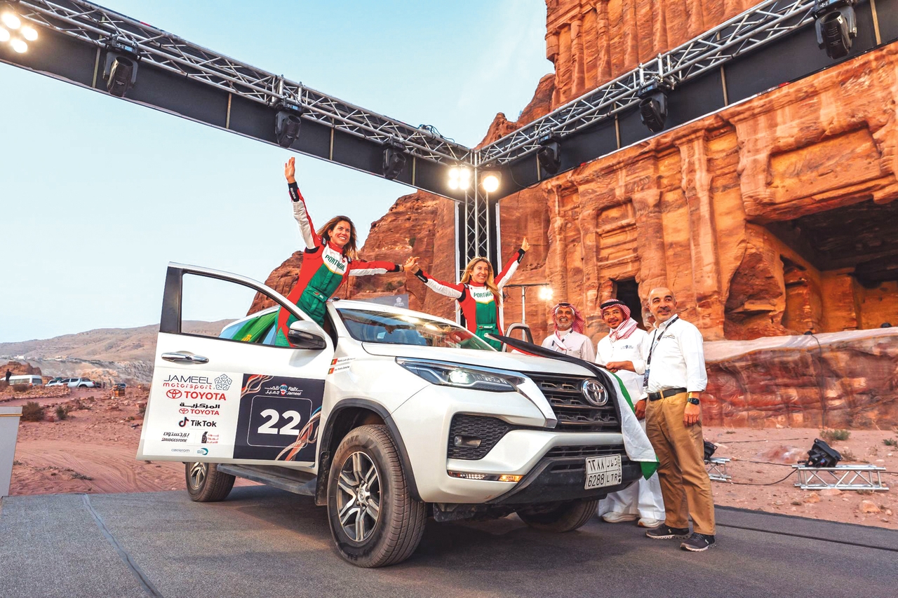 Maria Luis Gameiro en Ines Ponte Grancha. Een voorliefde voor avontuur bracht het duo naar de Jameel Rally