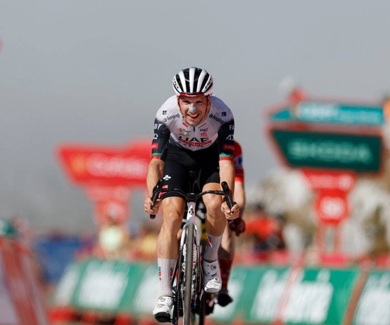 João Almeida wygrywa etap królowy Vuelta a España