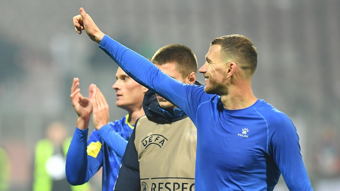 Fiorentina: Dzeko espera el jueves para los exámenes médicos y las firmas