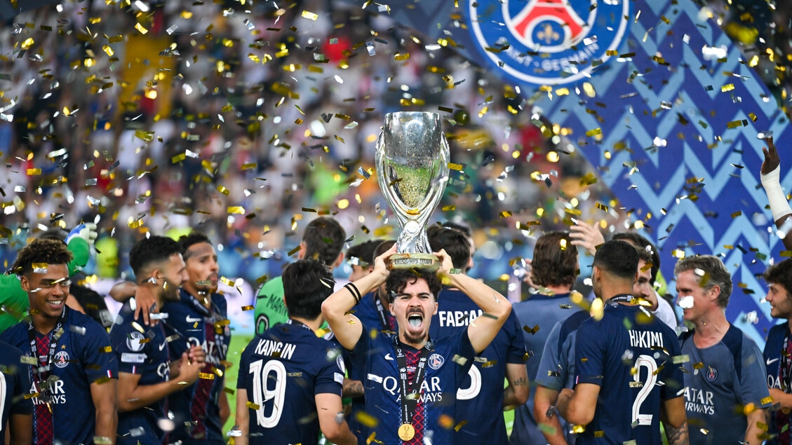 PSG wint de Super Cup door Tottenham met 6-5 te verslaan na strafschoppen.