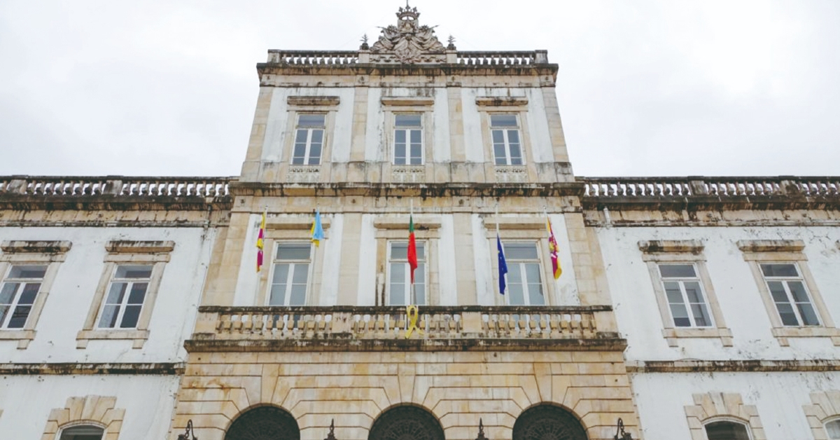 Cavalo Azul Association receives funds raised at Multisport Coimbra