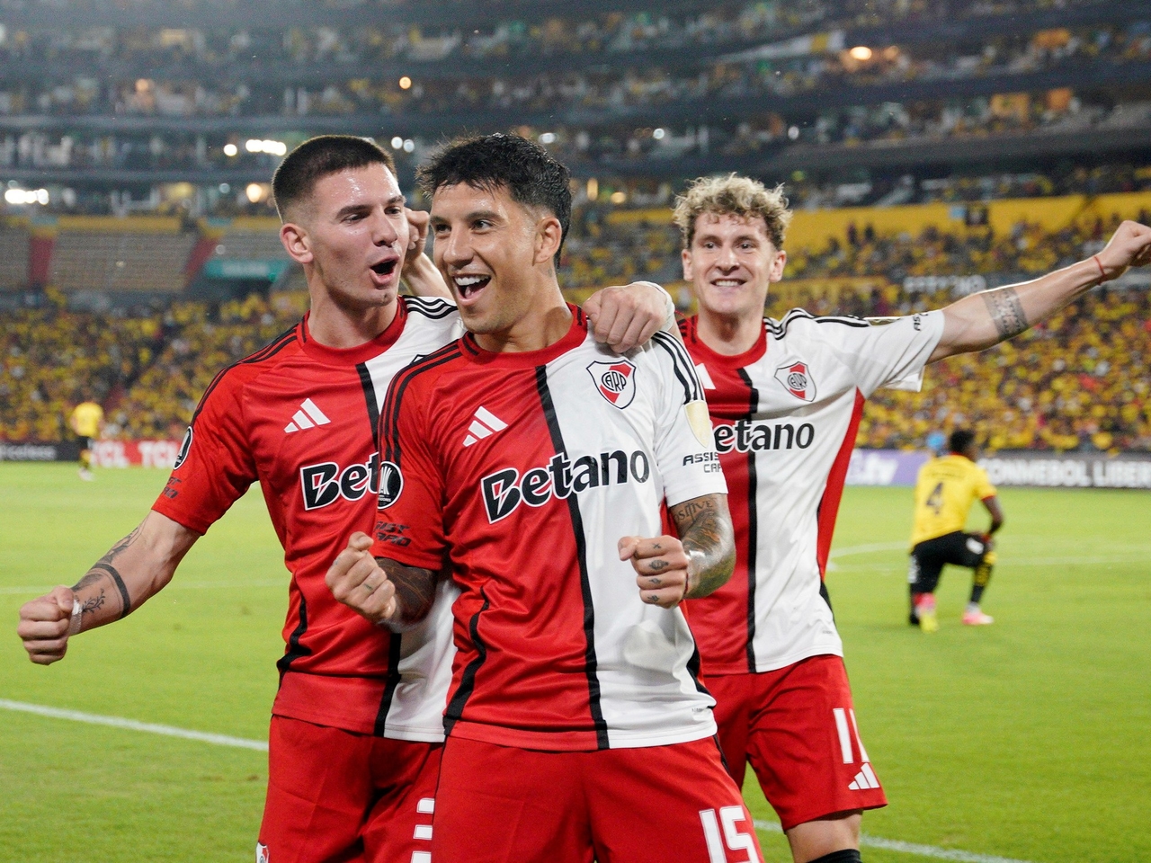 River's drietand, in Champions League-modus: Mastantuono, Driussi en Colidio openden de score en gaven Muñeco Gallardo gelijk.
