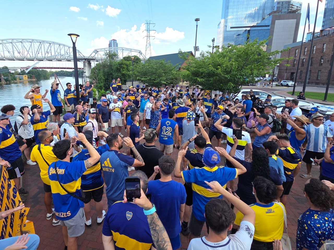 Anche i tifosi del Boca Juniors hanno dominato a Nashville e sono entusiasti di raggiungere gli ottavi di finale della Coppa del Mondo per Club.