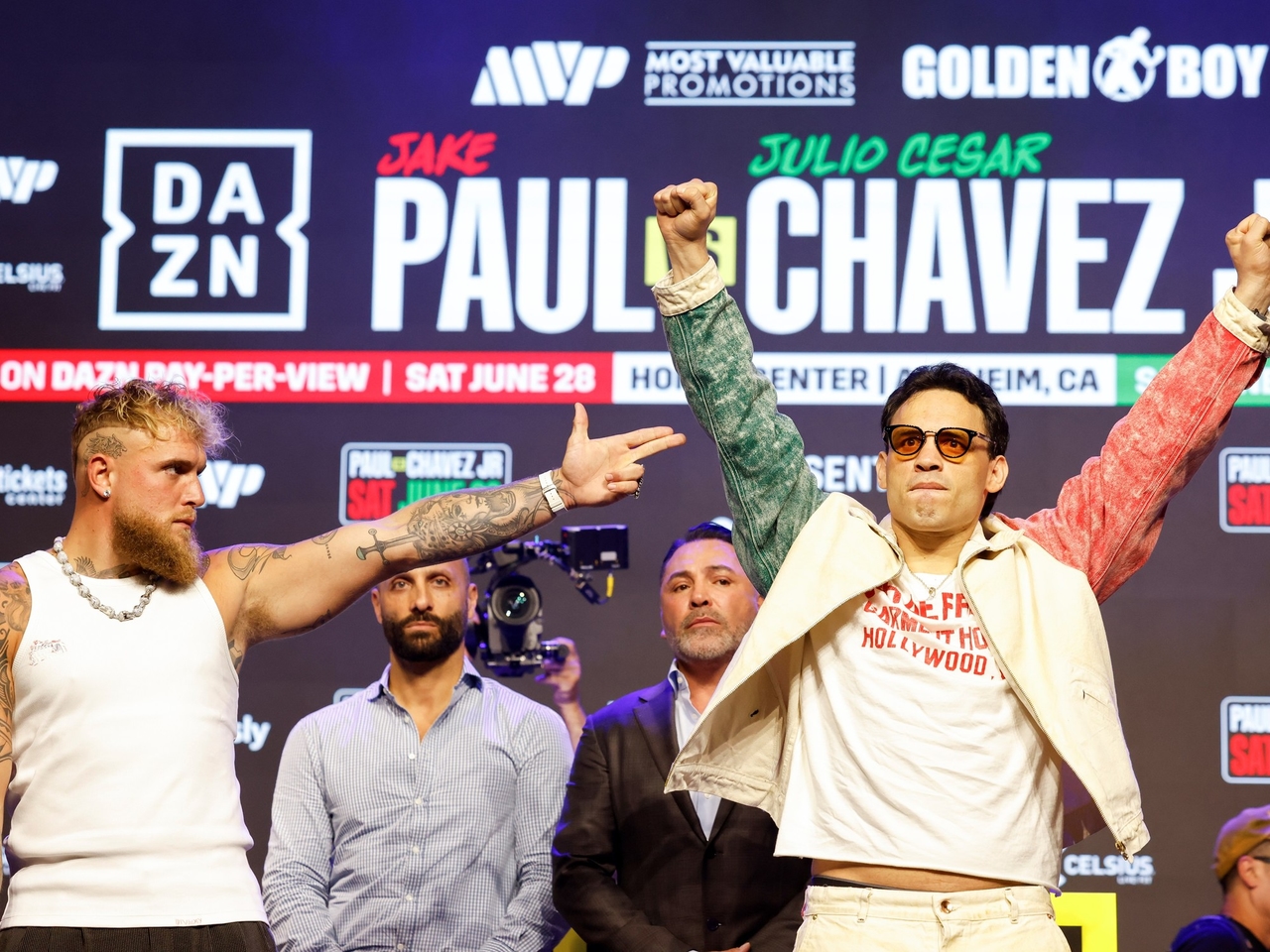 La historia de Julio César Chávez Jr., el boxeador que creció bajo la sombra de su padre y vuelve al ring para el desafío 'dudoso' con Jake Paul