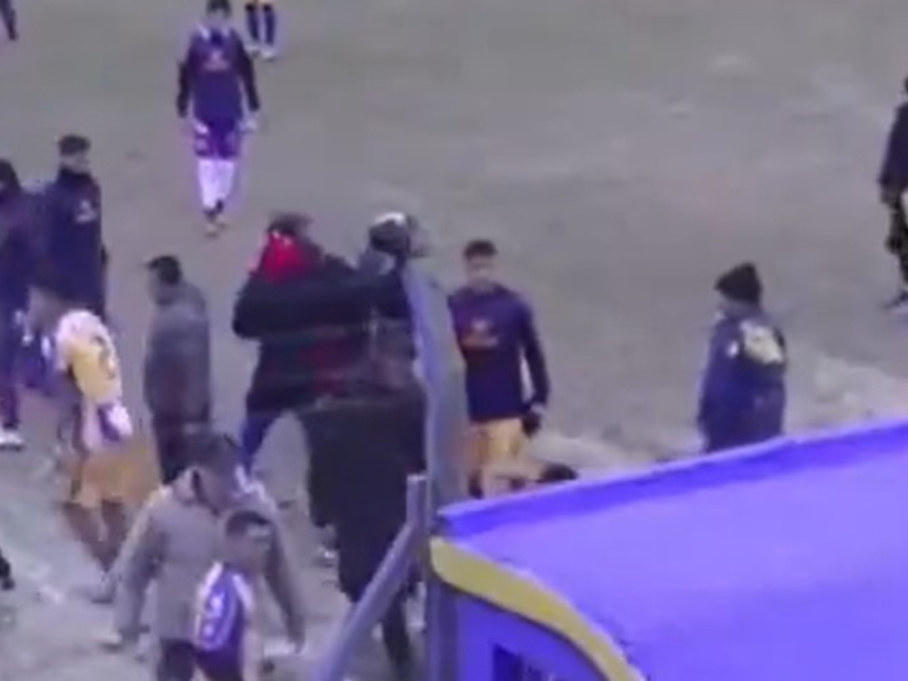 APreViDe a annoncé la sanction contre l'attaquant de Luis Ventura et six autres supporters de Central Ballester.
