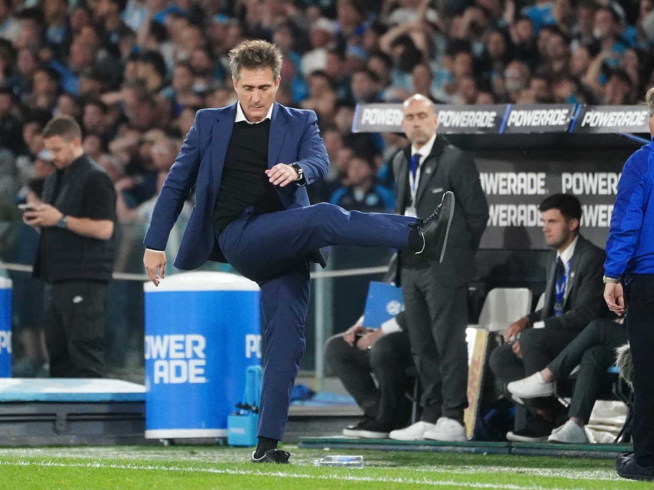 L'ironie de Guillermo Barros Schelotto après les deux buts refusés de Vélez lors de la série Libertadores contre le Racing : « Nous avons été efficaces. »