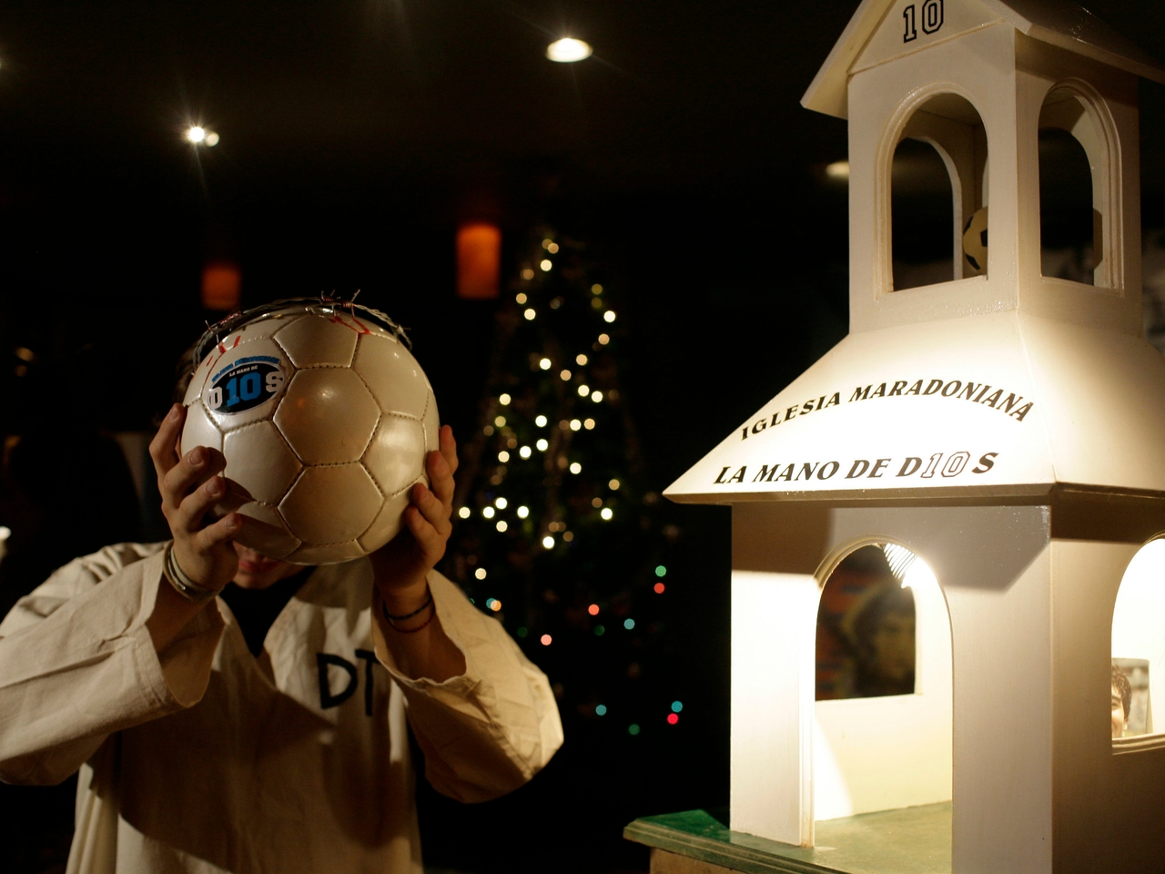 Maradonian Kilisesi ve D10S'nin 65. yıl dönümü için çok özel bir kutlama