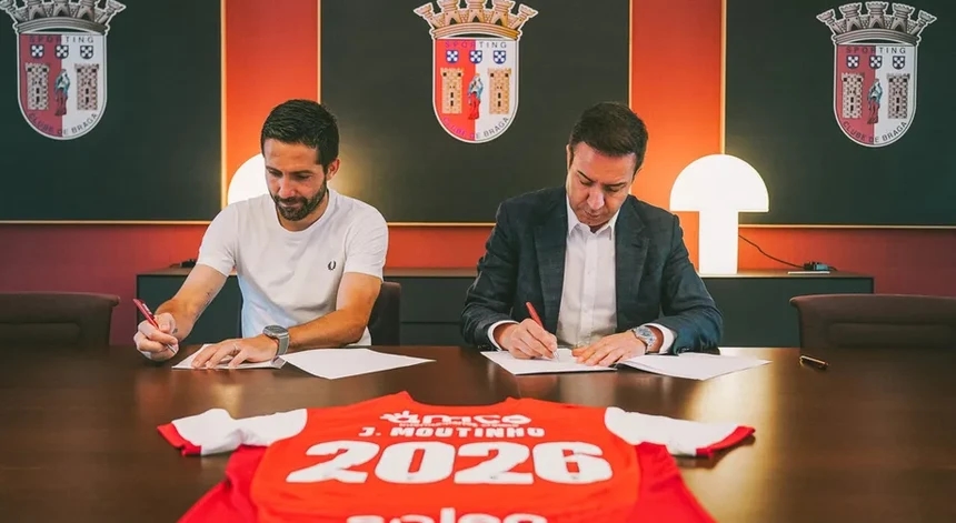 João Moutinho renueva con el Sporting de Braga hasta 2026