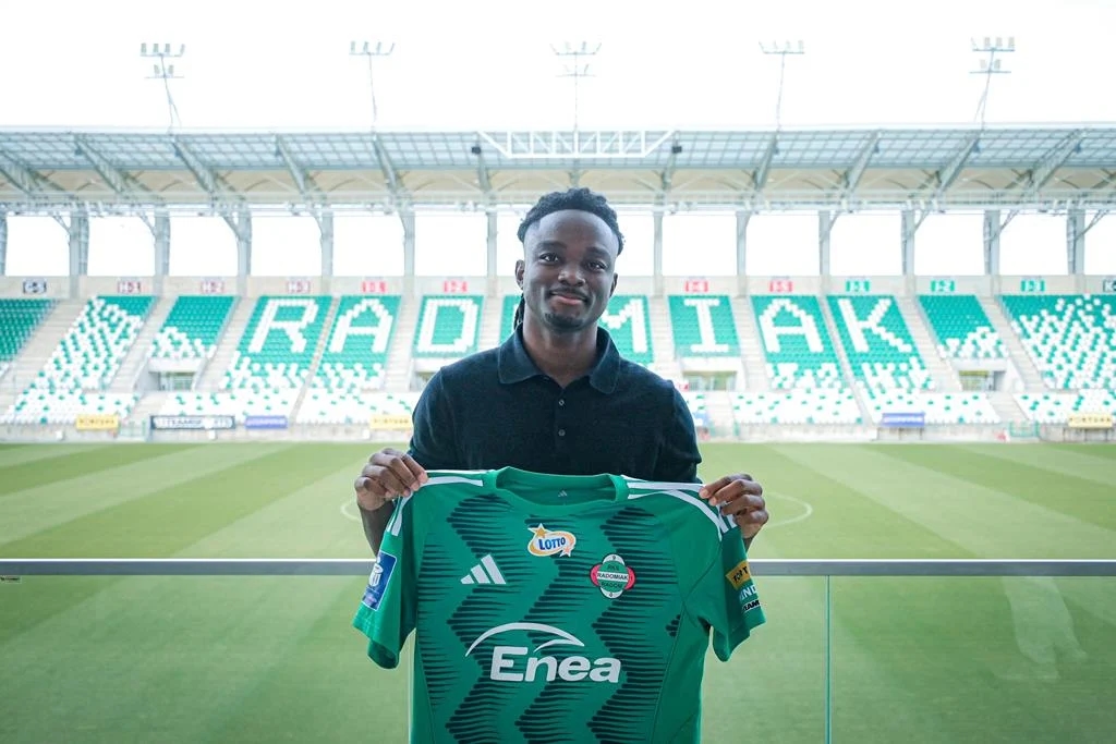 FC Porto permanently transfers Romário Baró to Polish side Radomiak Radom