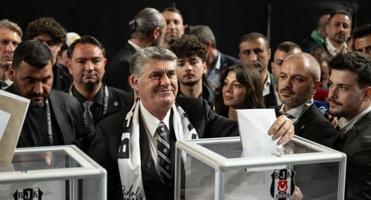 Algemene vergadering van Beşiktaş: Serdal Adalı wordt opnieuw tot president gekozen