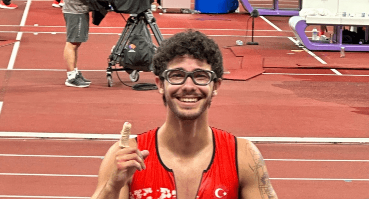 Ersu Şaşma steht im Finale