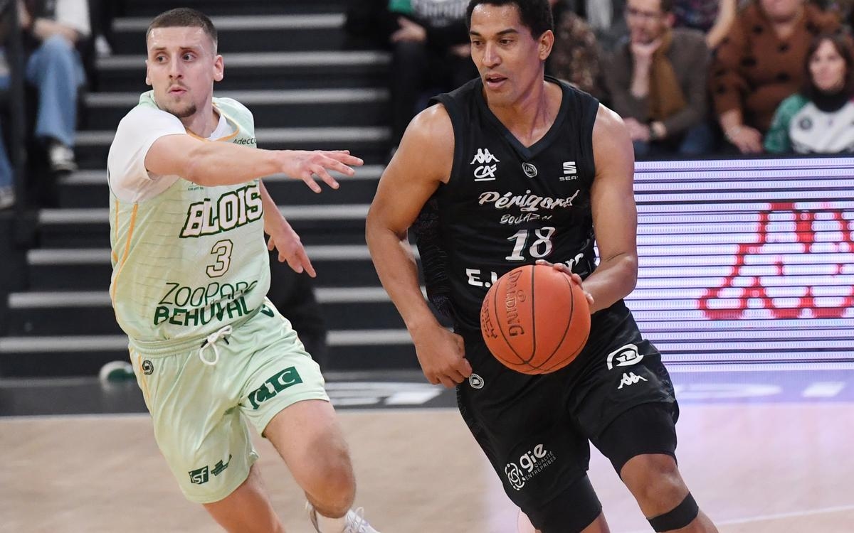 Basquete: Marcos Suka-Umu deixa a cesta Boulazac Dordogne
