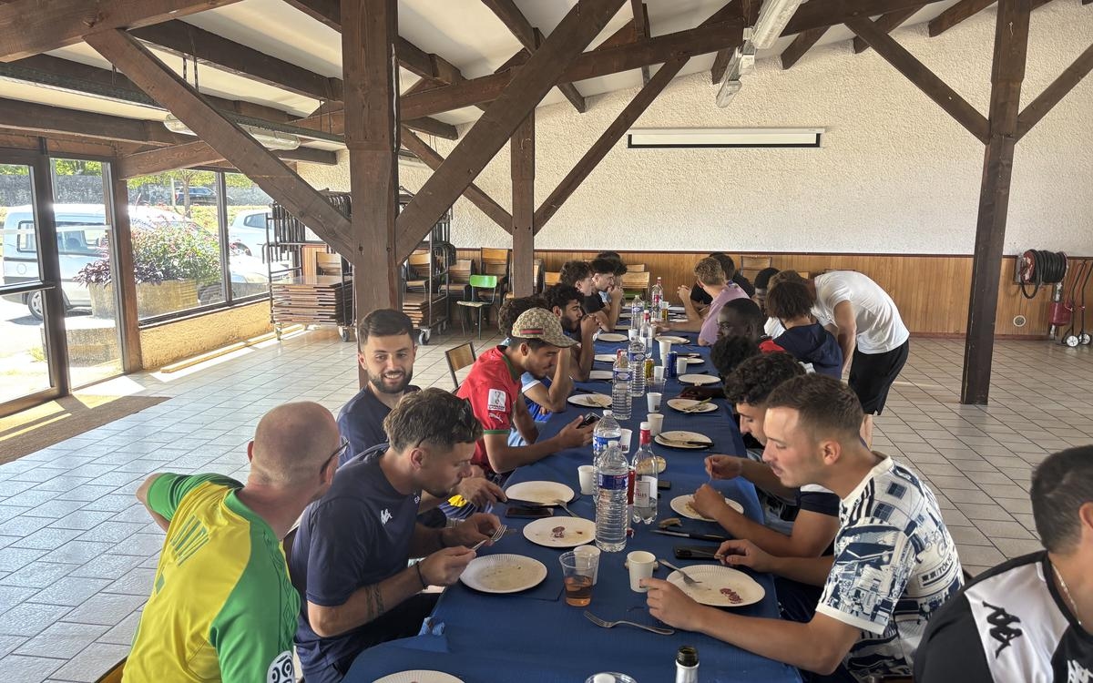 Voetbal, Regio 1: De mayonaise wint terrein in Trélissac