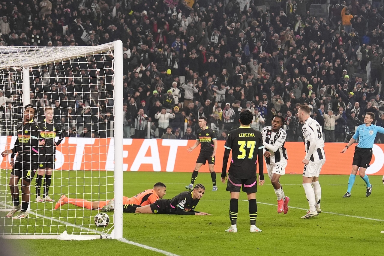 Juventus-PSV 2-1: dramma nel finale mentre il PSV paga le lacune difensive