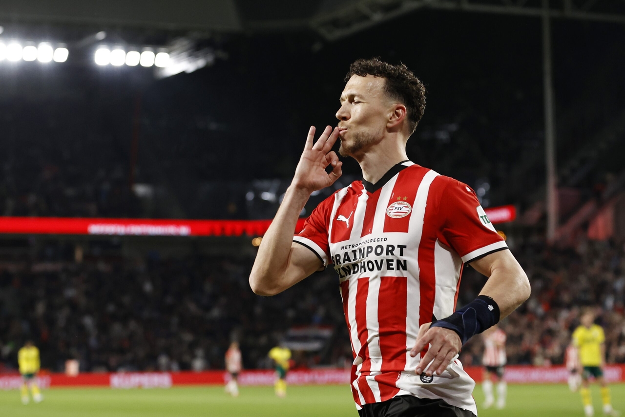 Perisics Hattrick gegen Fortuna führt zum Duell mit Feyenoord
