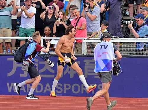 Duplantis, batte il record mondiale