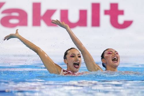 Le sirene messicane avanzano alla finale tecnica a due a Singapore.