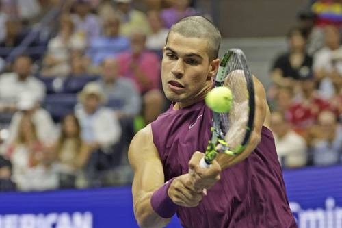 Alcaraz awansuje w US Open