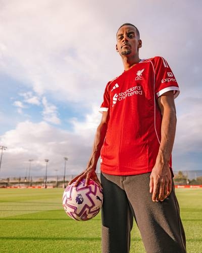 Premier League gasta US$ 4 bilhões em contratações, superando recorde de 2023