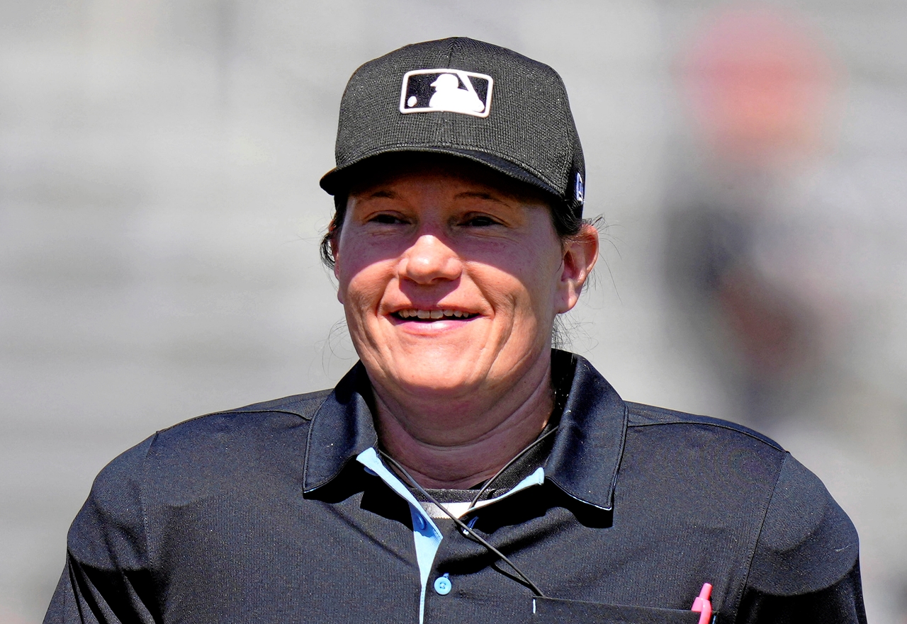 Baseball | Après 156 ans ! Première femme arbitre de baseball professionnel
