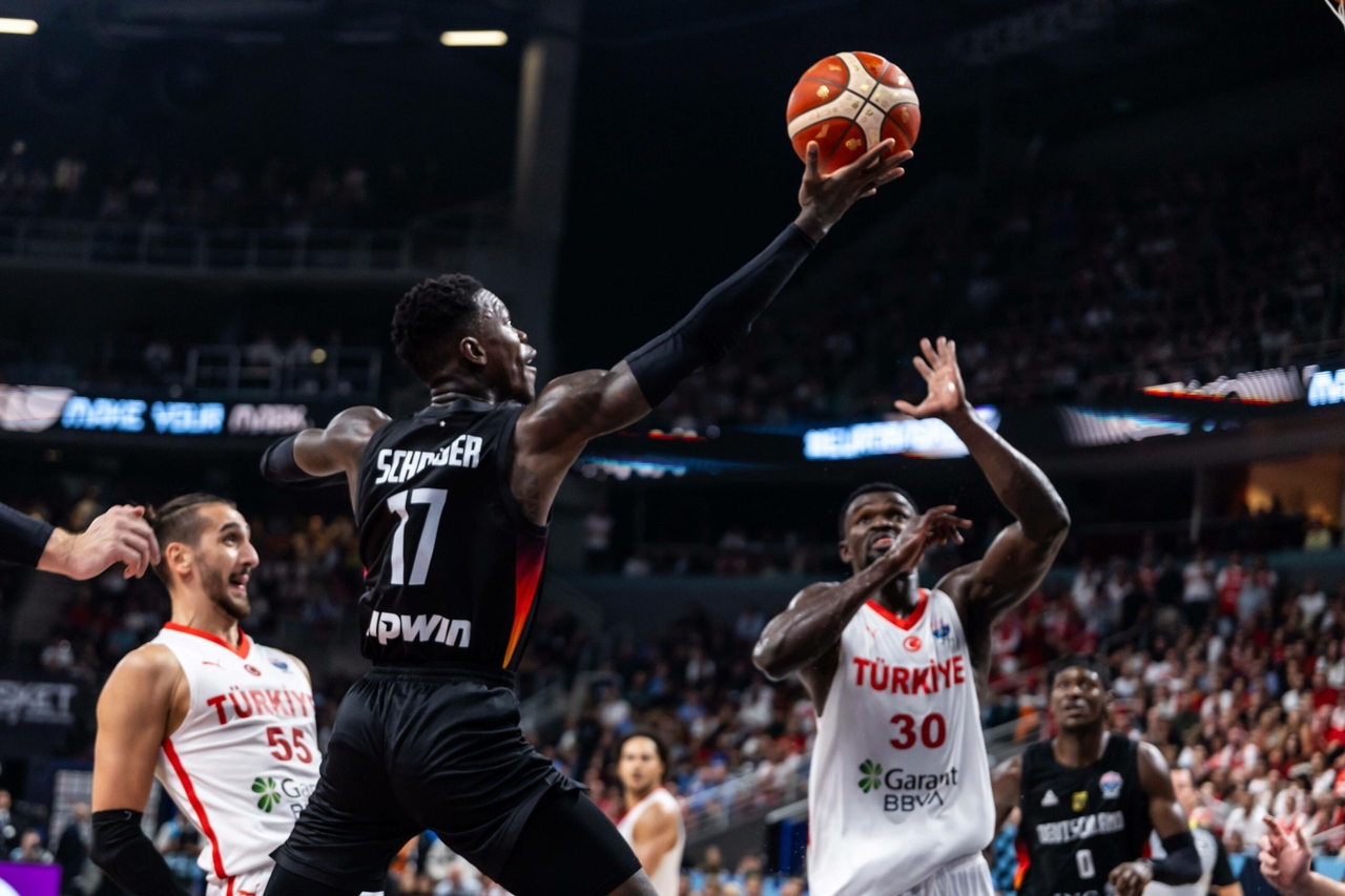 European Basketball Championship | German basketball players achieve the double