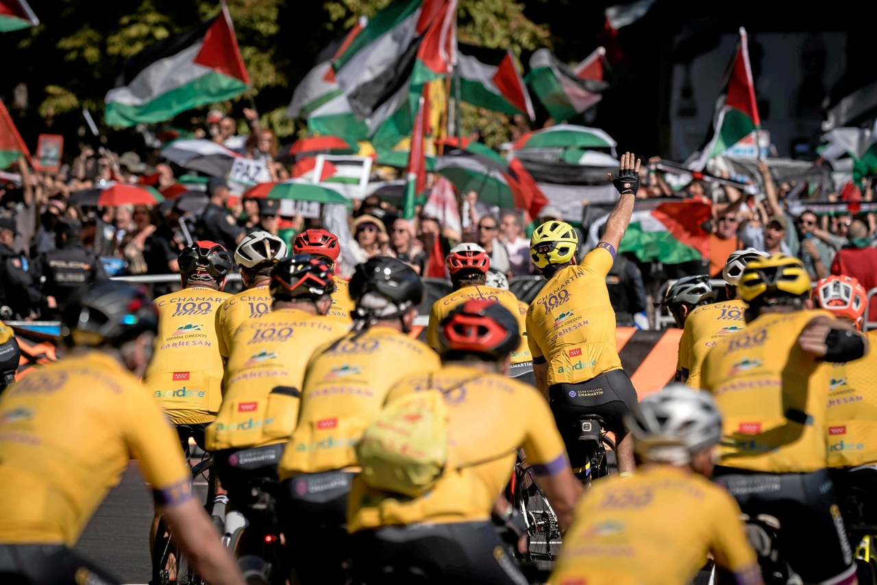 Spanien-Rundfahrt | Radsport: Die Vuelta endet mit einem »Sieg für Palästina«